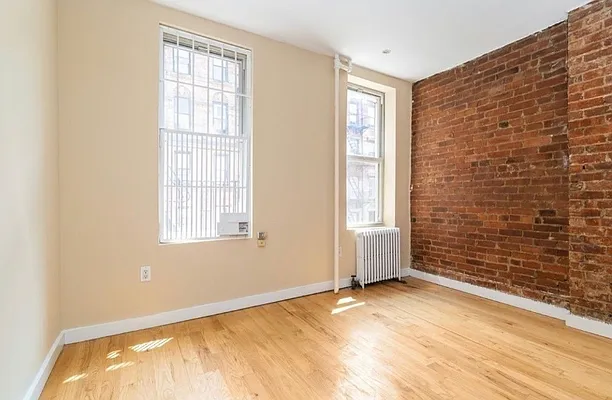 Rented by REAL New York | media 3