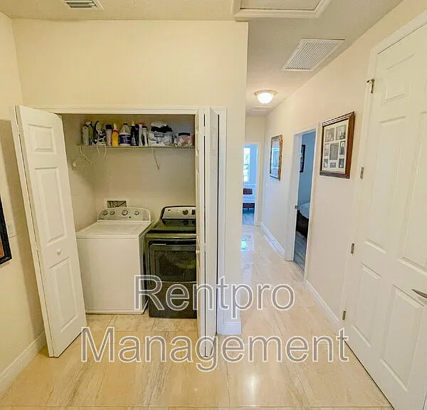 11567 84th Street Cir E #105 — Photo 11