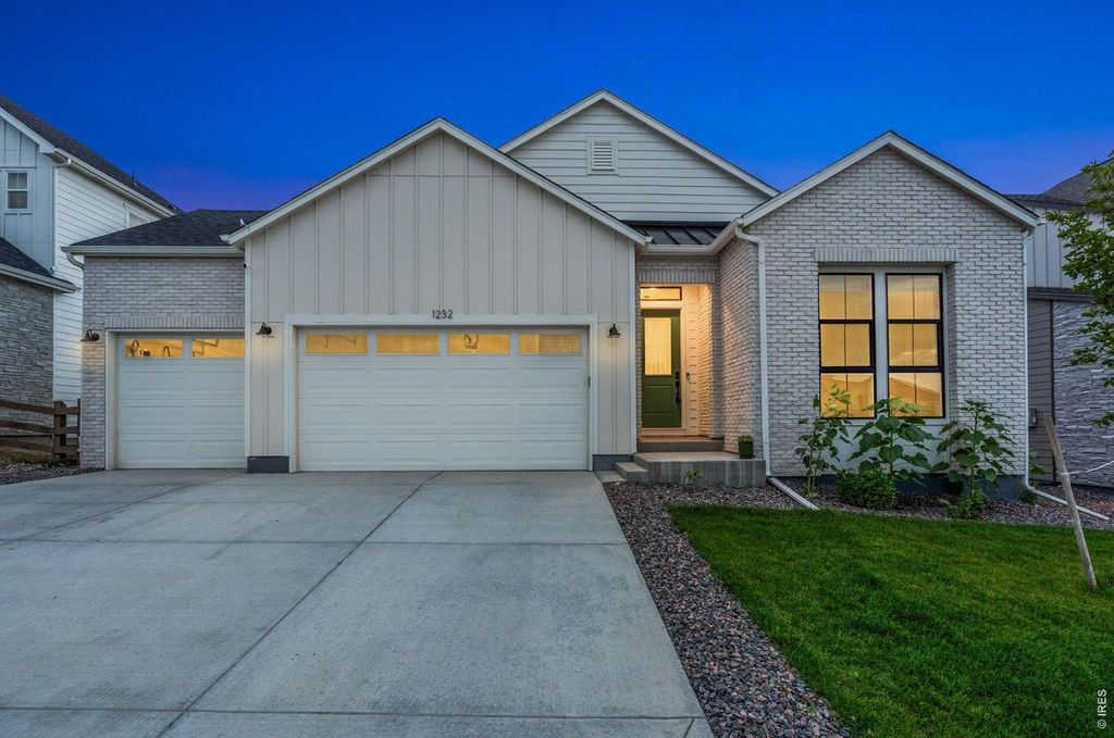 1232 Kitchel Lake Pkwy