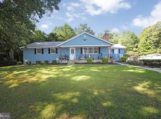 85 Cedar Ln, Elmer, NJ 08318