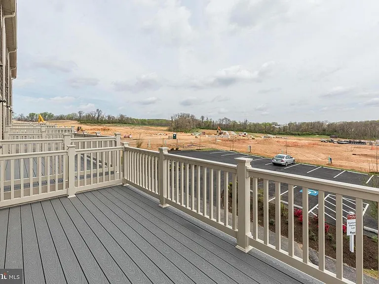 22101 Broadway Ave — Photo 29