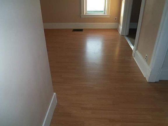 4th image of 4 Keefe Ln