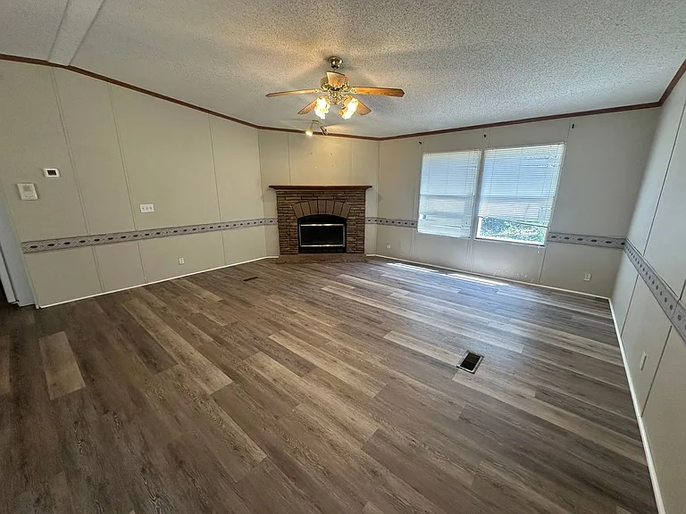 16521 Timberwood — Photo 3