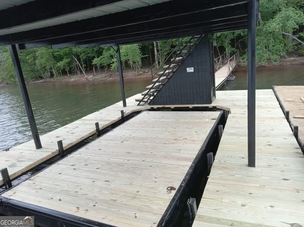 982 Lake Shore Road, Martin, GA 30557