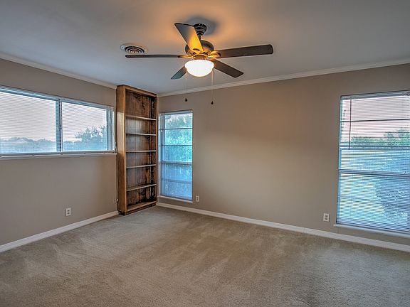 5th image of 119 Loma Vista Dr