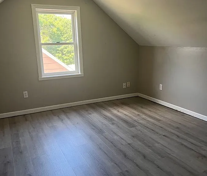 816 S Glendale Ave — Photo 9