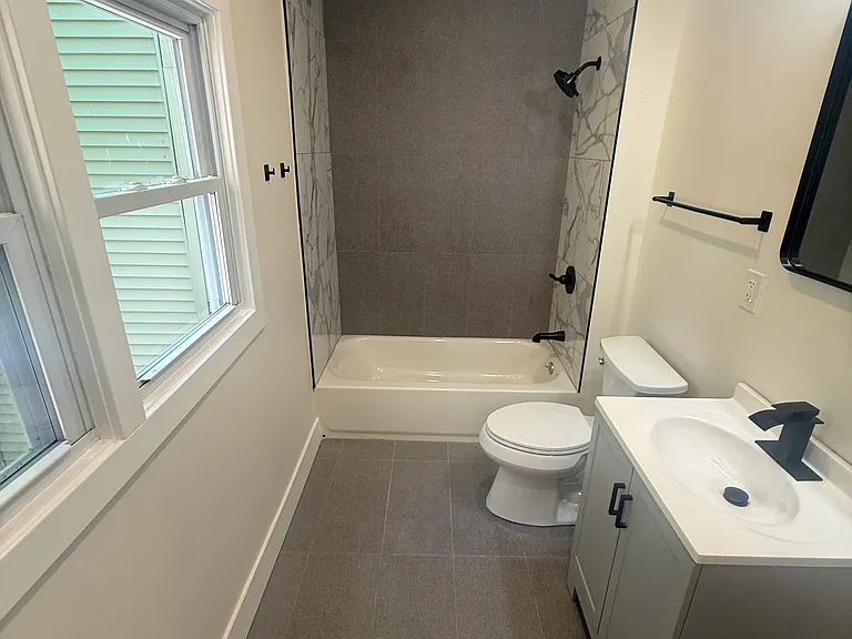 51 Tyler St #2 — Photo 3