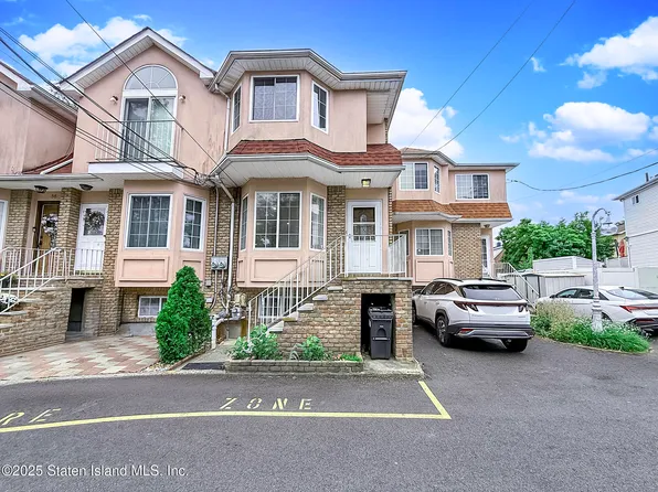52 Farrell Ct, Staten Island, NY 10306