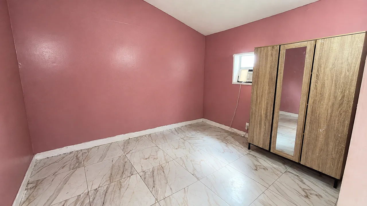 2 bed, $400 — Photo 4
