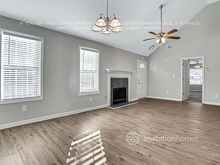 1092 Abington Ct — Photo 6