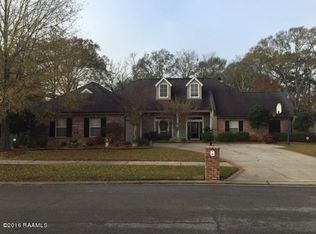 305 Camberly Cir, Lafayette, LA 70508