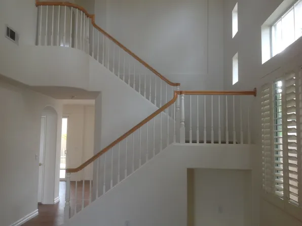 560 Paseo Lunar, Camarillo, CA 93010