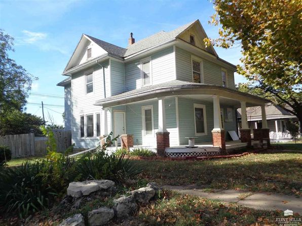 Herington KS Real Estate - Herington KS Homes For Sale | Zillow