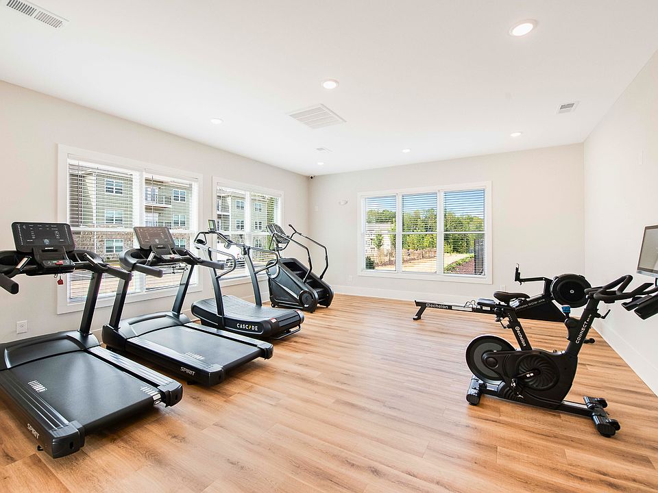 24/7 Fitness Center at Preston Park Apartments in Burlington, NC