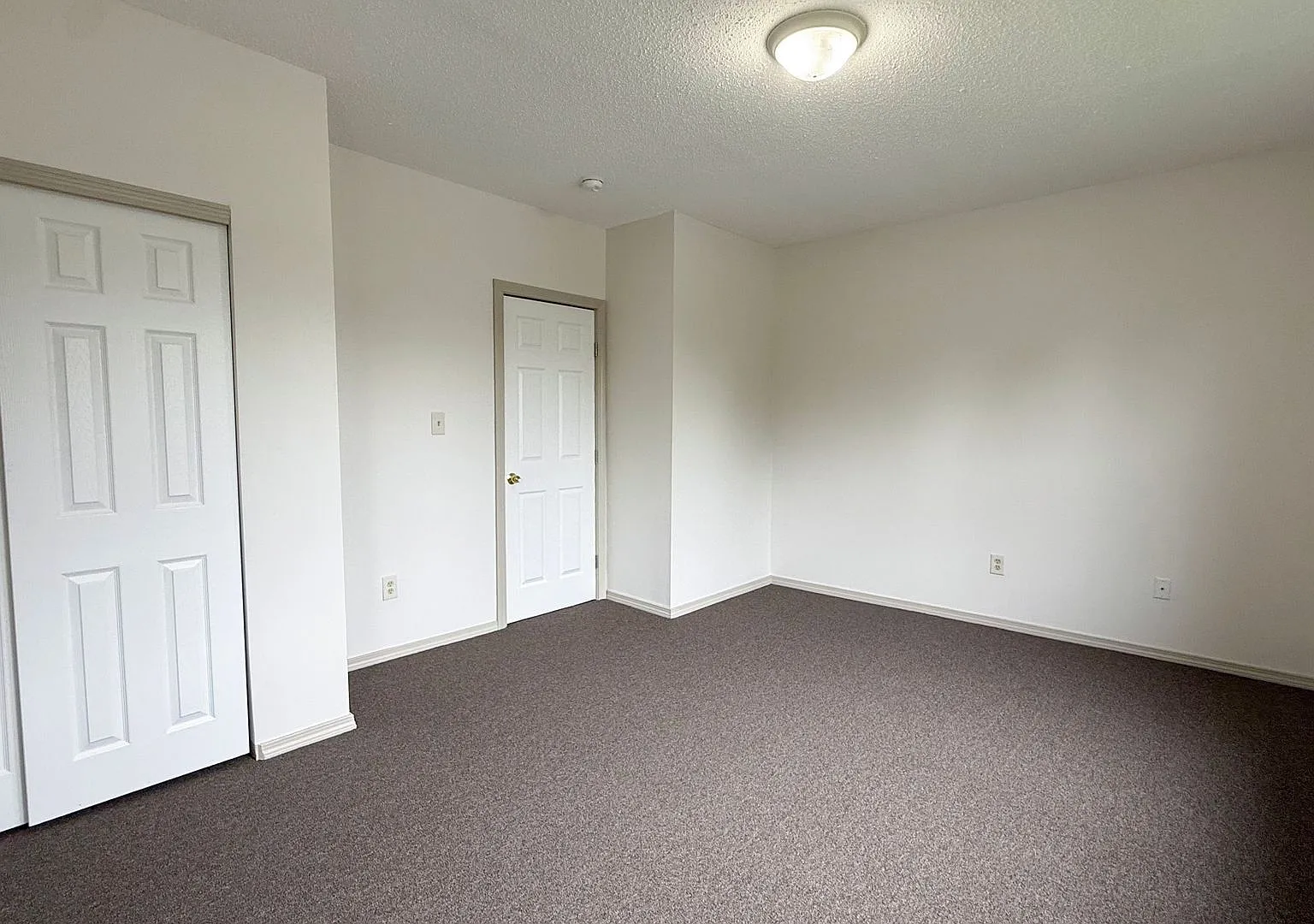9-17 Webster St / Jess Properties, LLC — Photo 4