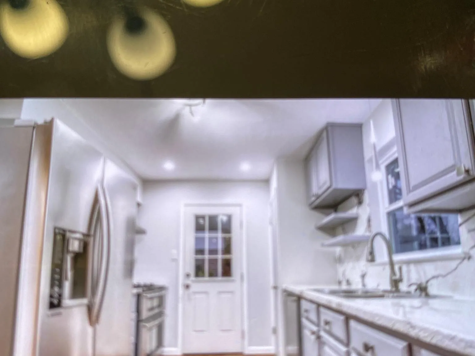 3 bed, 1400 sqft, $1,800 — Photo 3