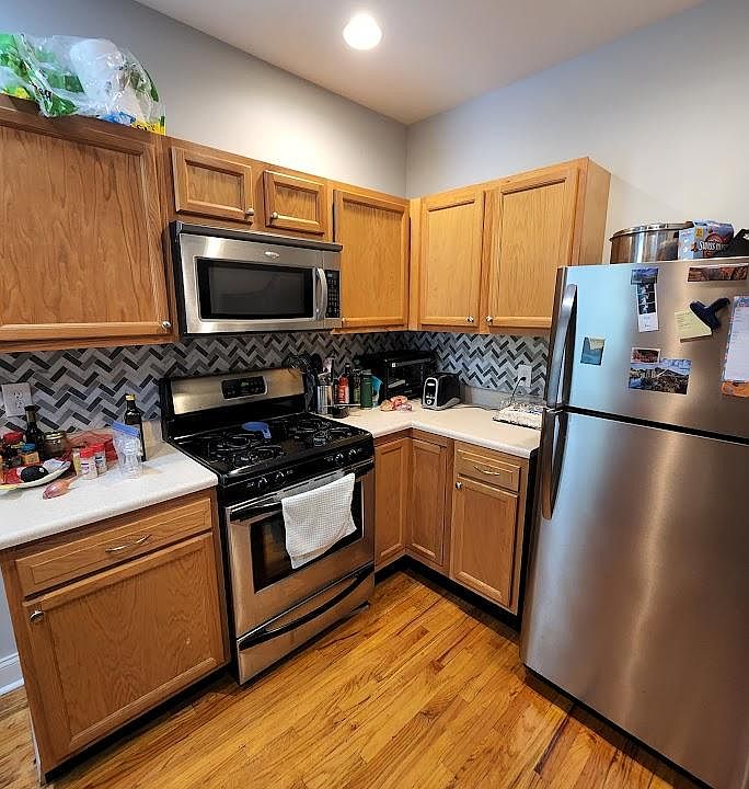 1st image of 422 Lodi St #2