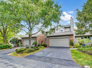 125 Commons Dr, Palos Park, IL 60464