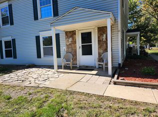 240 Canterbury Ln #B-19, Medina, OH