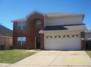 7720 Regent Dr, Arlington, TX 76001