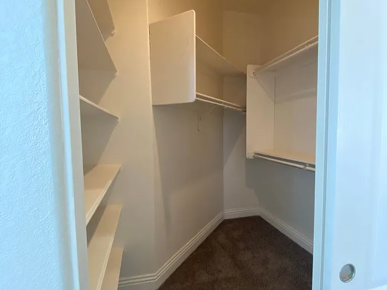 3611 Oakleaf Ave — Photo 26