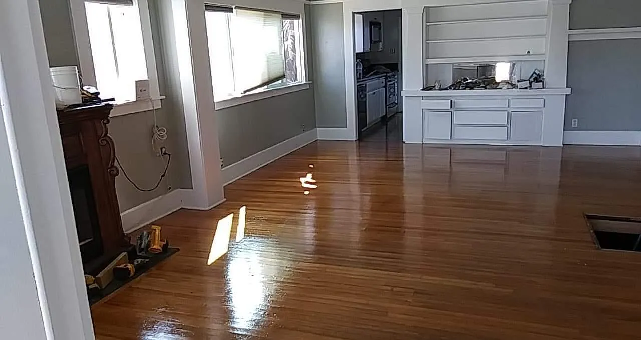 2 bed, 1000 sqft, $3,750 — Photo 2