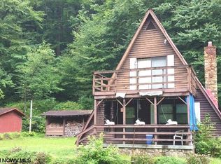 1678 Pleasure Valley Rd, Montrose, WV 26283