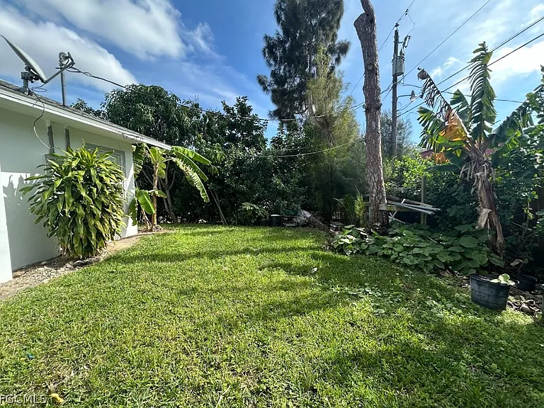18464 Iris Rd — Photo 17