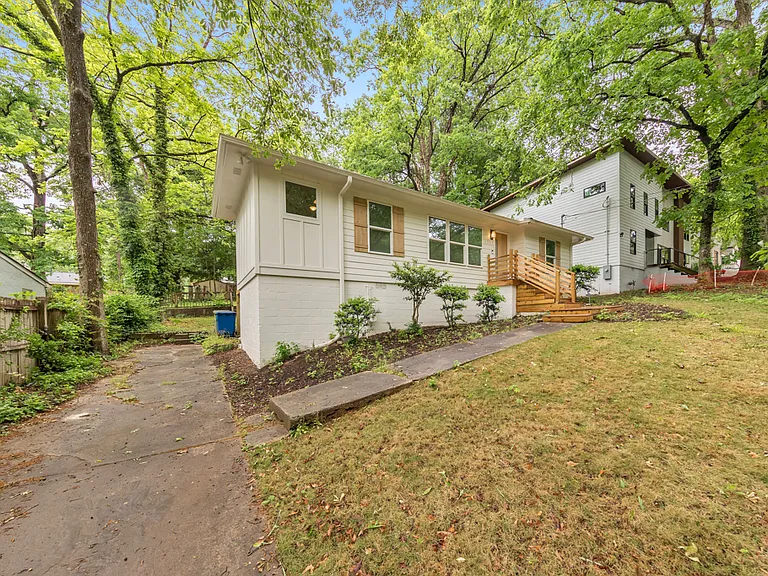 1346 Wichita Dr SW — Photo 30