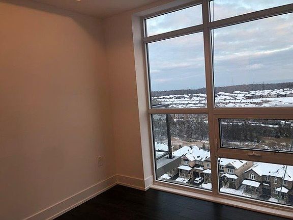 5th image of 450 Dundas St E #1111