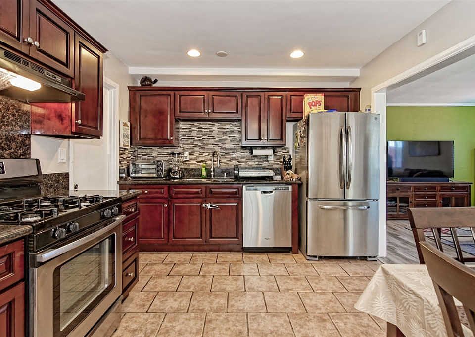 1st image of 6412 Zena Dr