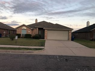 1013 Winepress Rd, Burleson, TX 76028