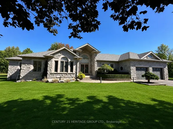 49 Shore Cres, Georgina, ON L0E 1S0