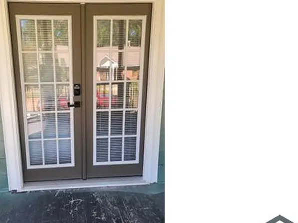 1002 College St, Pt Gibson, MS