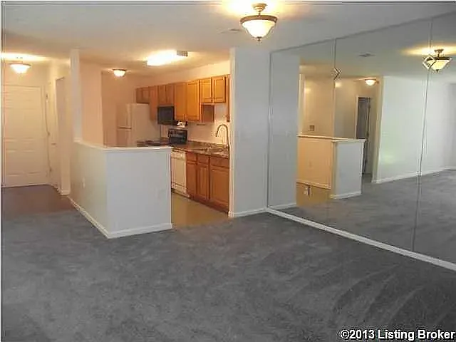 10300 Southern Meadows Dr #102 — Photo 3