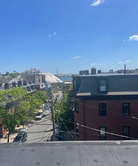 24 Beacon St #3 — Photo 3