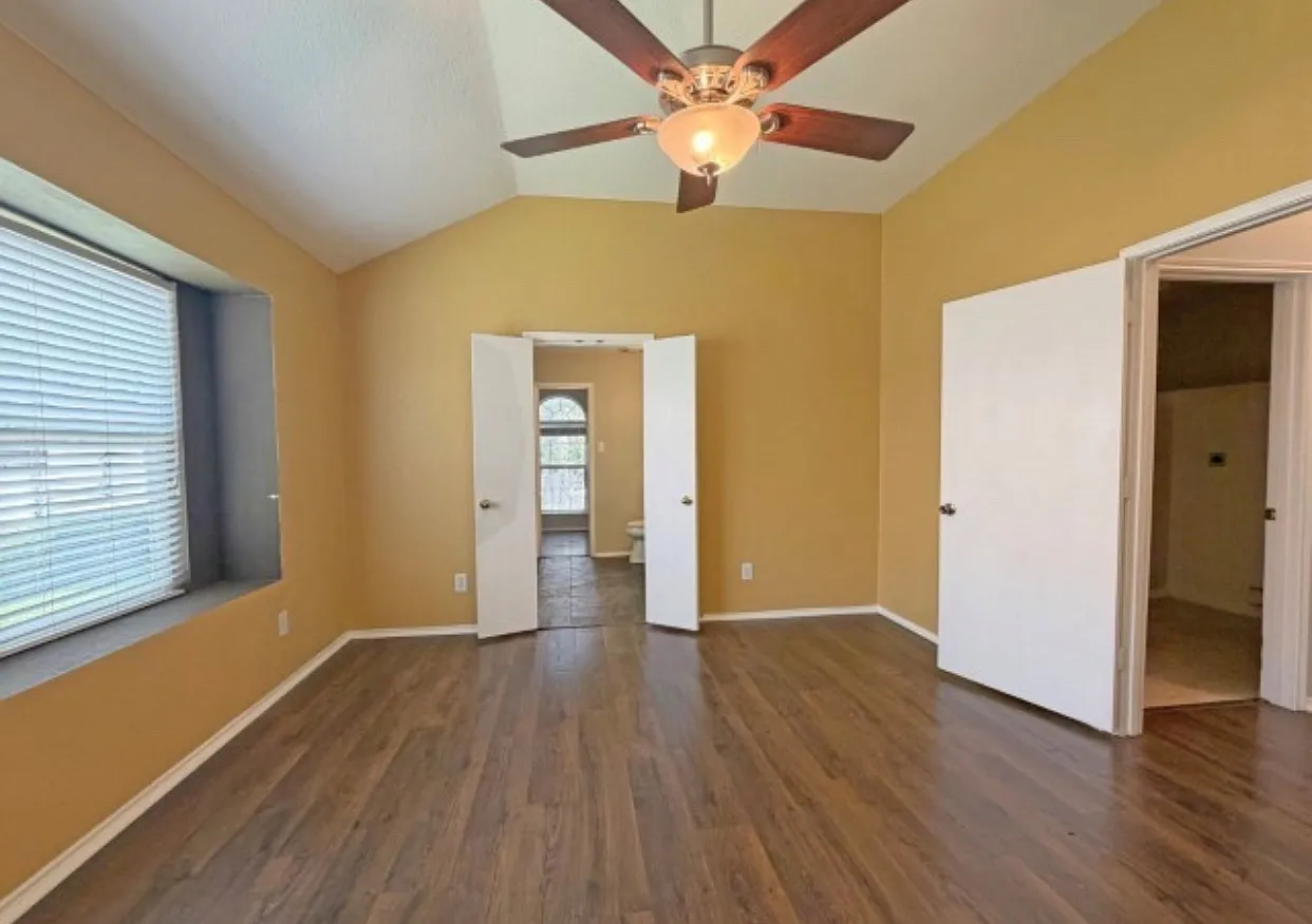 3 bed, 1406 sqft, $1,595 — Photo 4