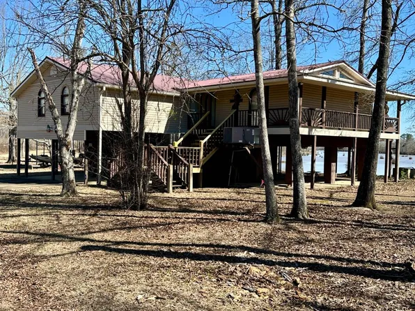 1620 Sipbee Dr, Aliceville, AL 35442