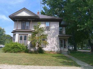 320 E Washington St, Sigourney, IA