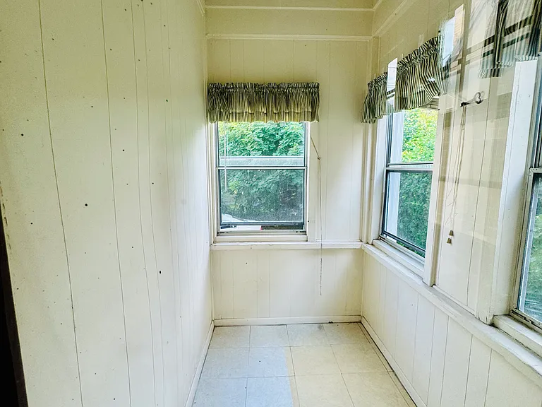 255 Park Rd #1 — Photo 17