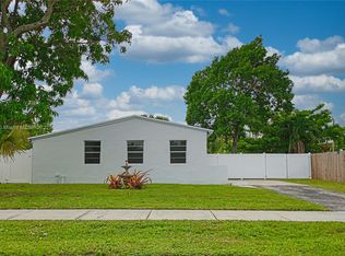 4500 SW 33rd Dr, Hollywood, FL 33023