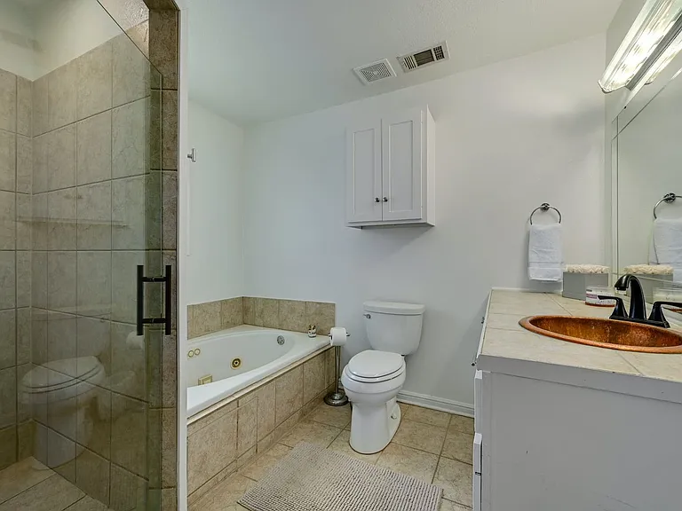 1709 Payne Ave — Photo 11