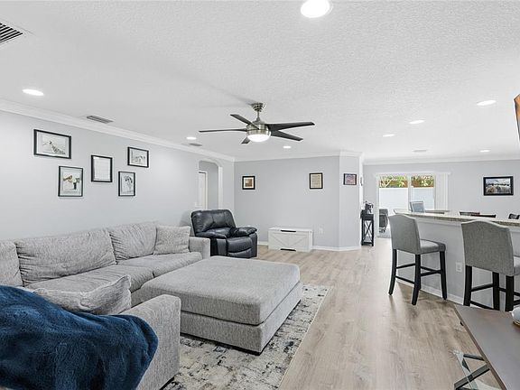 3rd image of 1202 Humble Haven St
