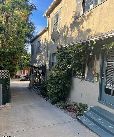 772 Poli St #E — Photo 1