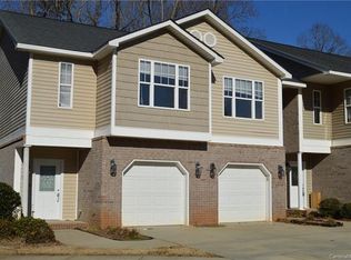 118 Sherman Oaks Ln, Mooresville, NC 28115