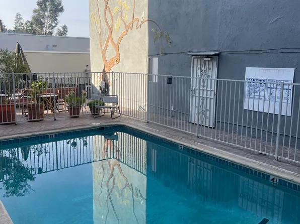 1820 N Bronson Ave #A, Los Angeles, CA 90028