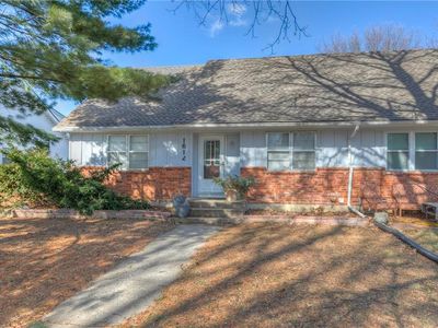 1612 E Haven Ln, Olathe, KS, 66062