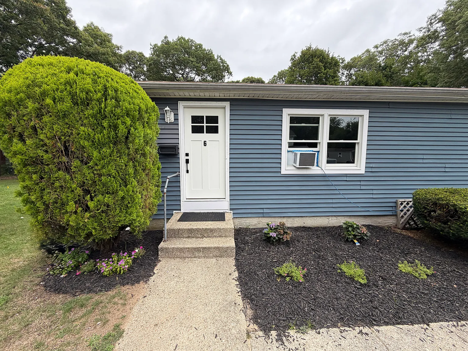 1 bed, 447 sqft, $3,200 — Photo 1