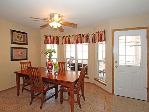 4th image of 513 Rockwood Dr