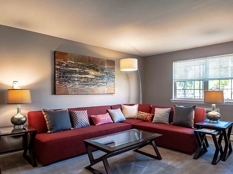 Camp Hill Plaza Apartment Homes — Photo 5